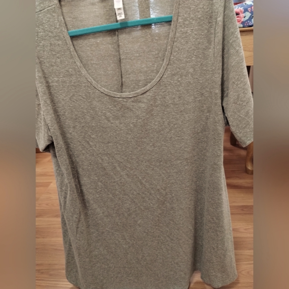 LuLaRoe Classic T